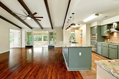 124 Tee Off, Horseshoe Bay, TX 78654 - Photo 10