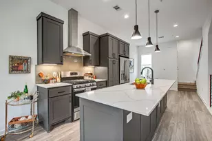 2804 S 1st St, Austin, TX 78704 - Photo 12