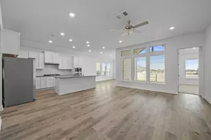 429 Brandywine Rd, Hutto, TX 78634 - Photo 2