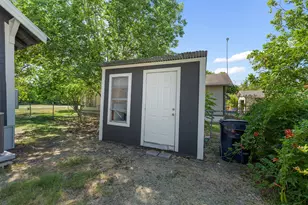 400 S Roswell St, Granger, TX 76530 - Photo 24