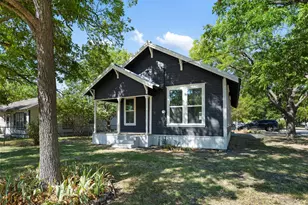 400 S Roswell St, Granger, TX 76530 - Photo 2
