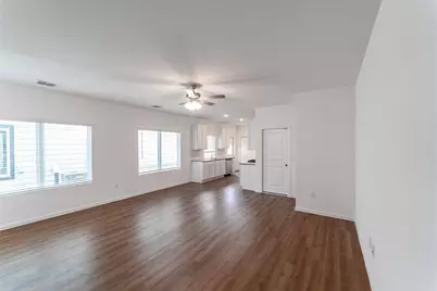 380 Kenai Drive, Kyle, TX 78640 - Photo 6