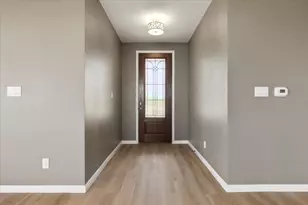 151 Bianca Cir, Del Valle, TX 78617 - Photo 6