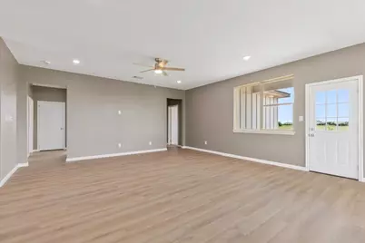 151 Bianca Circle, Del Valle, TX 78617 - Photo 14