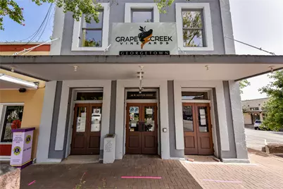 509 E 17th Street, Georgetown, TX 78626 - Photo 36