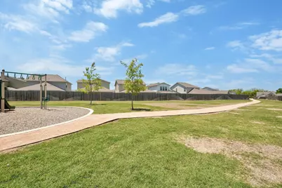 8300 Turnberry Lane, Austin, TX 78744 - Photo 24