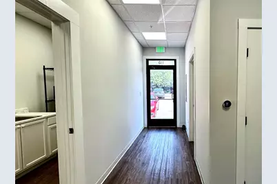 609 E University Avenue #110, Georgetown, TX 78626 - Photo 18