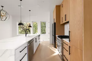 100 W Odell St, Austin, TX 78752 - Photo 14