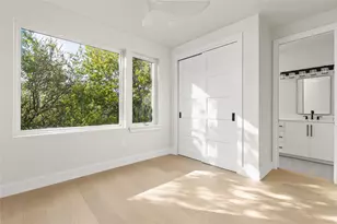 100 W Odell St, Austin, TX 78752 - Photo 34