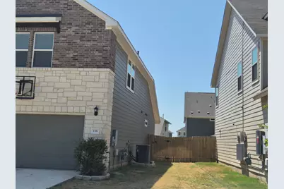 116 Lyrebird Lane, Hutto, TX 78634 - Photo 2