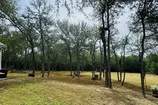 146 Crooked Hollow Rd, Elgin, TX 78621 - Photo 2