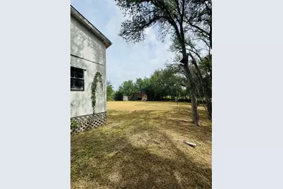 146 Crooked Hollow Road, Elgin, TX 78621 - Photo 10