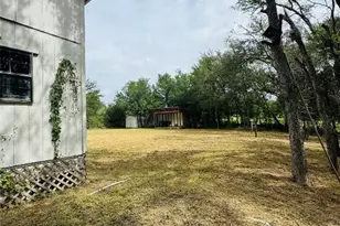 146 Crooked Hollow Rd, Elgin, TX 78621 - Photo 10