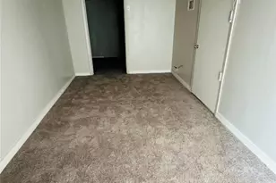 146 Crooked Hollow Rd, Elgin, TX 78621 - Photo 8