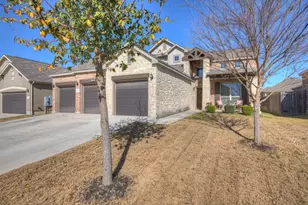 1409 Catfish Rapids, New Braunfels, TX 78130 - Photo 2