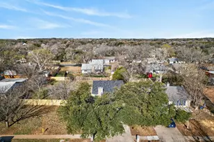 8400 Seminary Ridge Dr, Austin, TX 78745 - Photo 32
