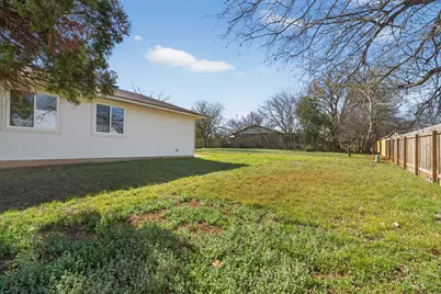 8400 Seminary Ridge Drive, Austin, TX 78745 - Photo 24