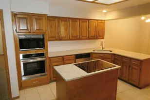10225 Pinehurst Dr, Austin, TX 78747 - Photo 8