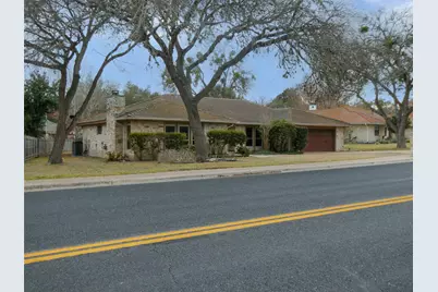 10225 Pinehurst Drive, Austin, TX 78747 - Photo 2