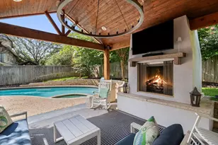 3107 Mistyglen Cir, Austin, TX 78746 - Photo 24