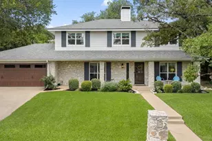 3107 Mistyglen Cir, Austin, TX 78746 - Photo 2