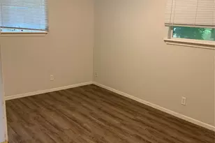 413-415 Live Oak St, Kyle, TX 78640 - Photo 8