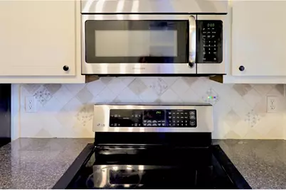 8705 Clearbrook Trail #B, Austin, TX 78729 - Photo 6