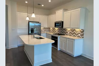 313 Cartwheel Bend, Austin, TX 78738 - Photo 2