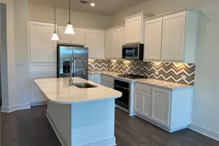 313 Cartwheel Bend, Austin, TX 78738 - Photo 2