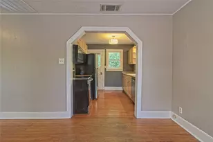 206 E 6th St, Georgetown, TX 78626 - Photo 10