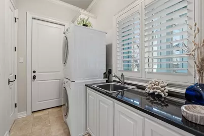 27435 Waterfall Hill Parkway, Spicewood, TX 78669 - Photo 32