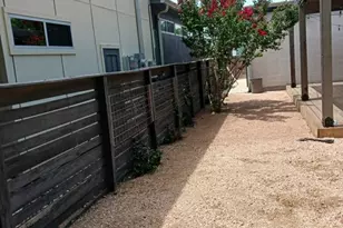 5920 Lux St, Austin, TX 78721 - Photo 4