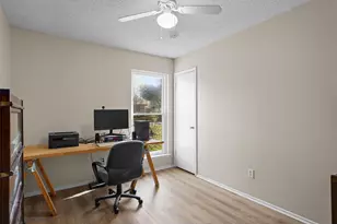 1403 Alma Dr, Austin, TX 78753 - Photo 20