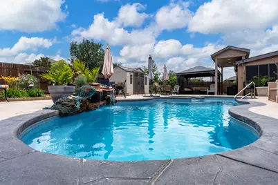 212 Parkrose Drive, Buda, TX 78610 - Photo 22