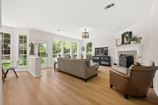 11902 Loomis Dr, Austin, TX 78738 - Photo 4