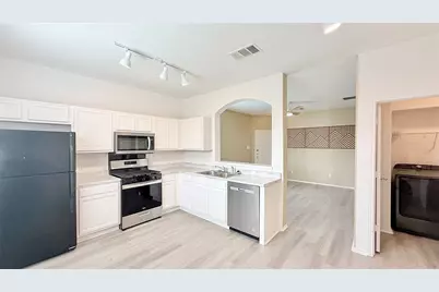 14613 Walt Whitman Trail #B, Pflugerville, TX 78660 - Photo 4