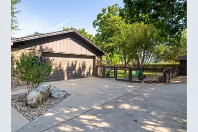 115 Wuensche, Thorndale, TX 76577 - Photo 26
