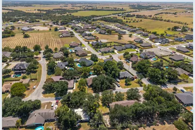 115 Wuensche, Thorndale, TX 76577 - Photo 30