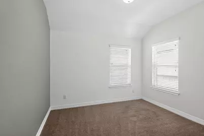 1041 Naranjo Drive, Georgetown, TX 78628 - Photo 20