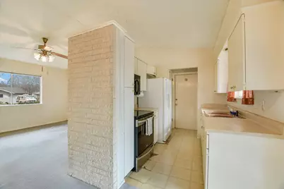 8003 Rockwood Lane, Austin, TX 78757 - Photo 4