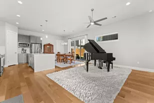 1116 Stobaugh St, Austin, TX 78757 - Photo 4