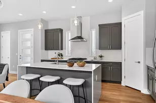 1116 Stobaugh St, Austin, TX 78757 - Photo 12