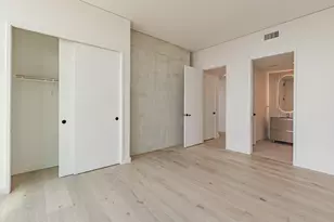 610 Davis St, Austin, TX 78701 - Photo 18