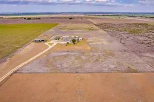 15620 Harry Lind Rd, Elgin, TX 78621 - Photo 1