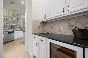 908 Golden Bear Cove, Round Rock, TX 78664 - Photo 6