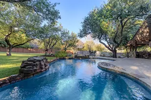 908 Golden Bear Cove, Round Rock, TX 78664 - Photo 30