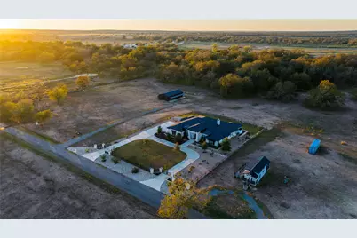 212 Doc Bryson, Bastrop, TX 78602 - Photo 4