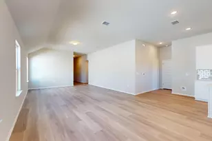 12104 Dillon Fls Dr, Austin, TX 78747 - Photo 10