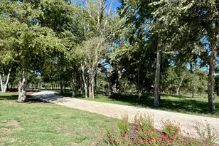 12104 Dillon Fls Dr, Austin, TX 78747 - Photo 32