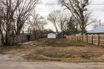529 Giddings Street, Lexington, TX 78947 - Photo 24